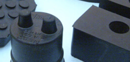 Molded rubber parts and rubber profiles